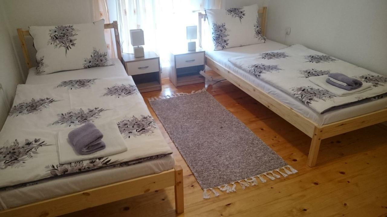 Apartman Franjicic Korenica Zewnętrze zdjęcie